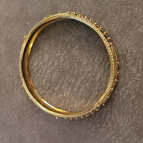 VTG Goldtone Milgrain Art Deco Bangle Gothic Great Gatsby Bracelet - Picture 4 of 5